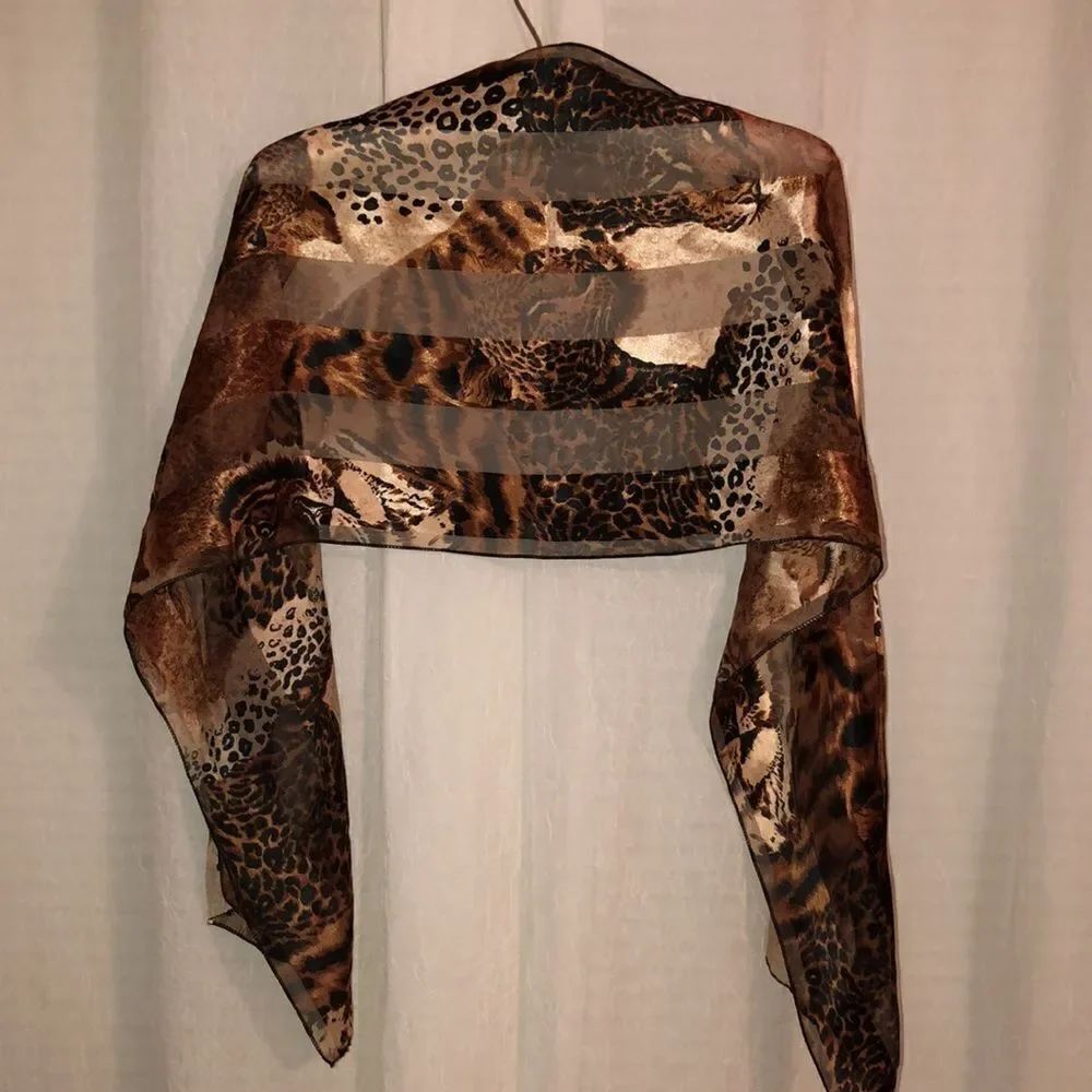 StripedâPolyester LeopardâPrintâScarf - Picture 2 of 11
